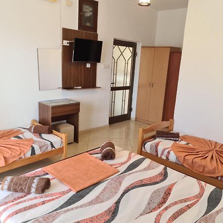 Beach Walk Apartments Ulcinj Phòng bức ảnh